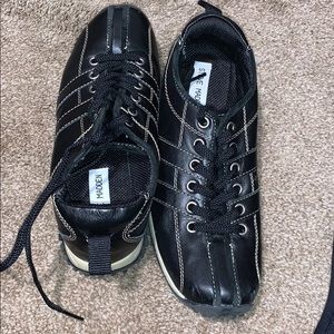 Steve Madden tennis shoes